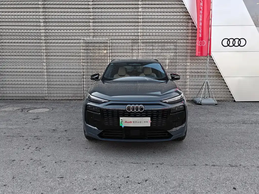 Audi Q6L e-tron — фото 10