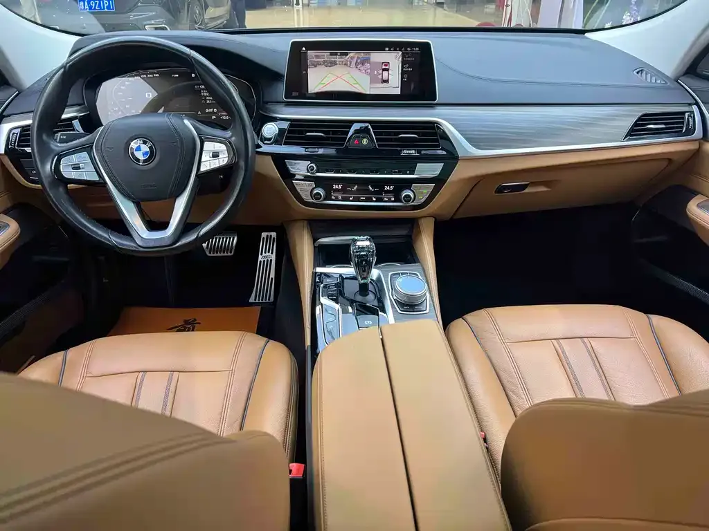 BMW 6 Series GT — фото 8