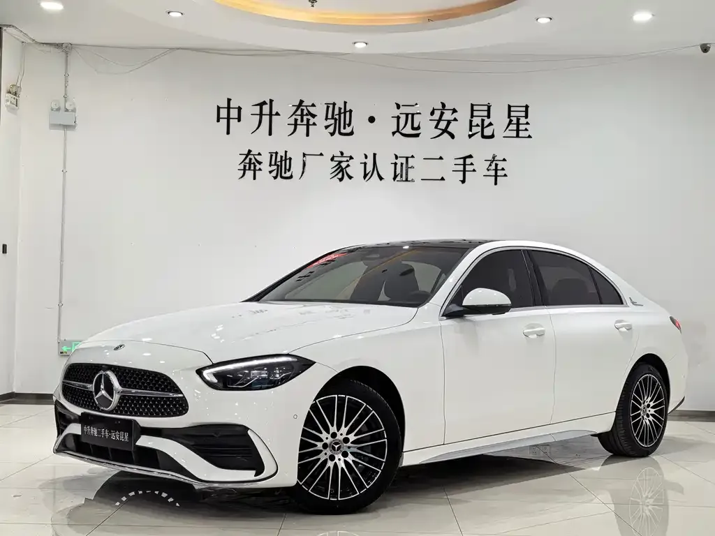 Mercedes-Benz C-Class — фото 1