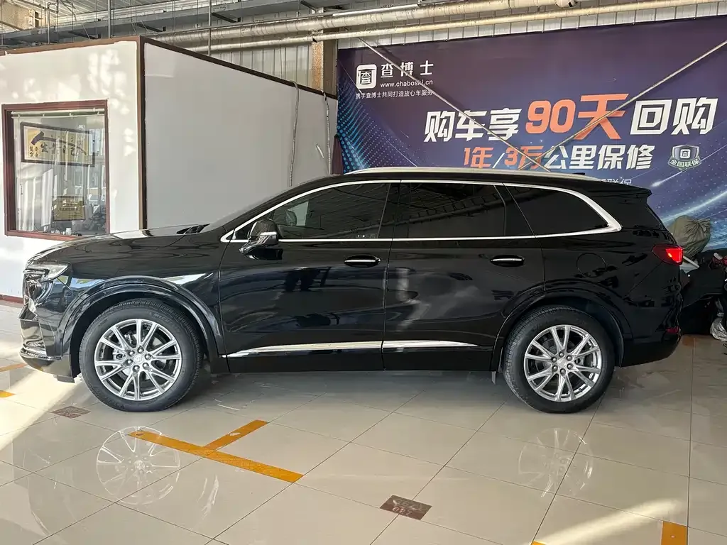 Buick Enclave — фото 10