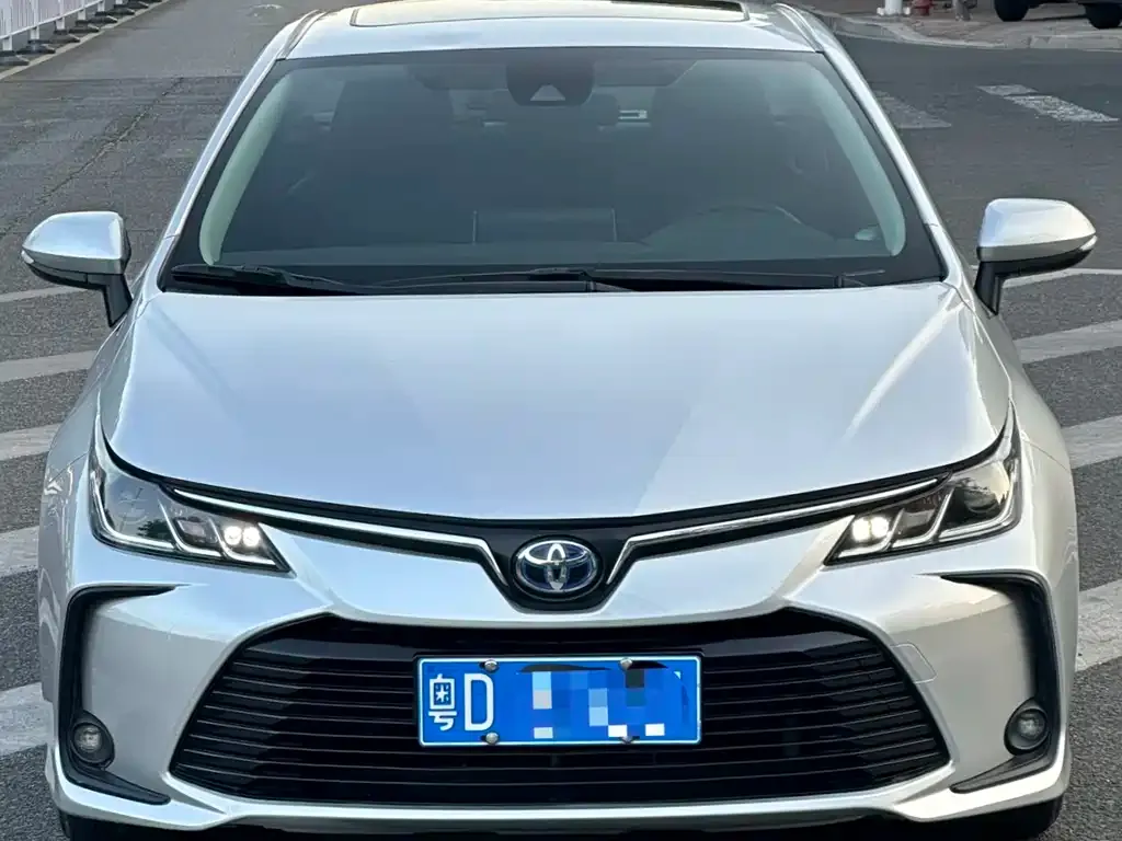 Toyota Corolla — фото 2
