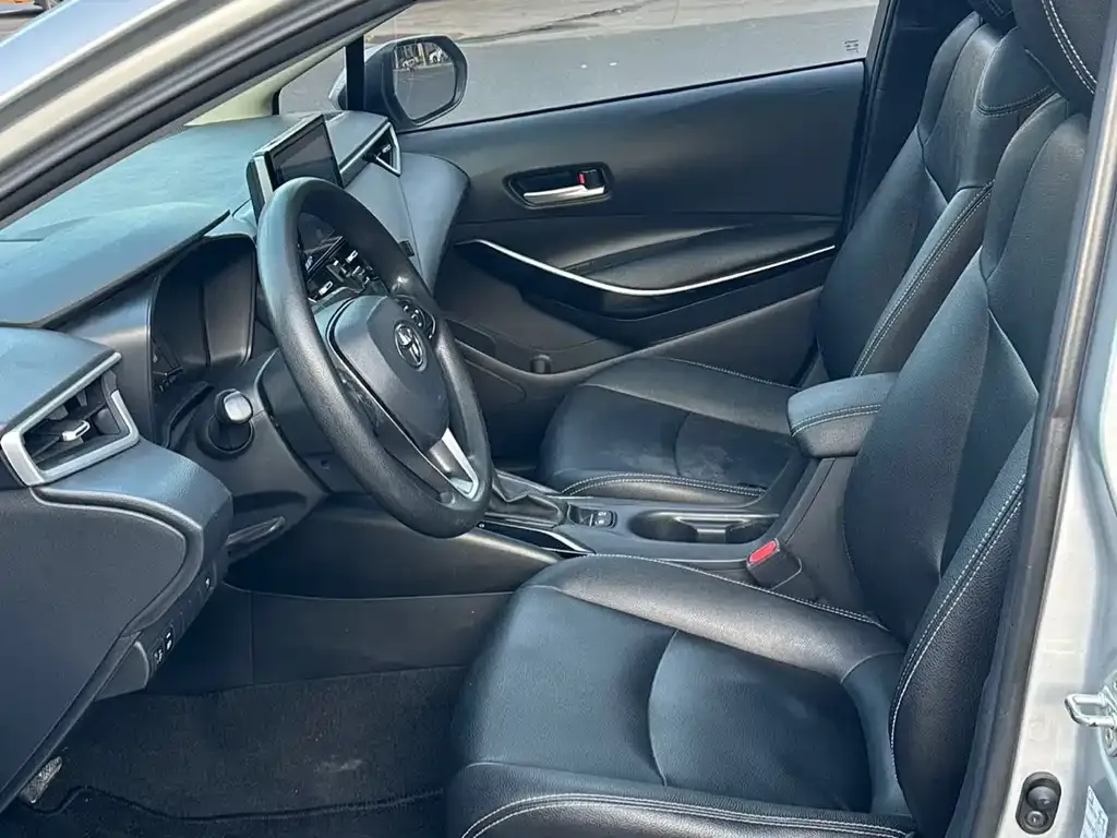 Toyota Corolla — фото 4