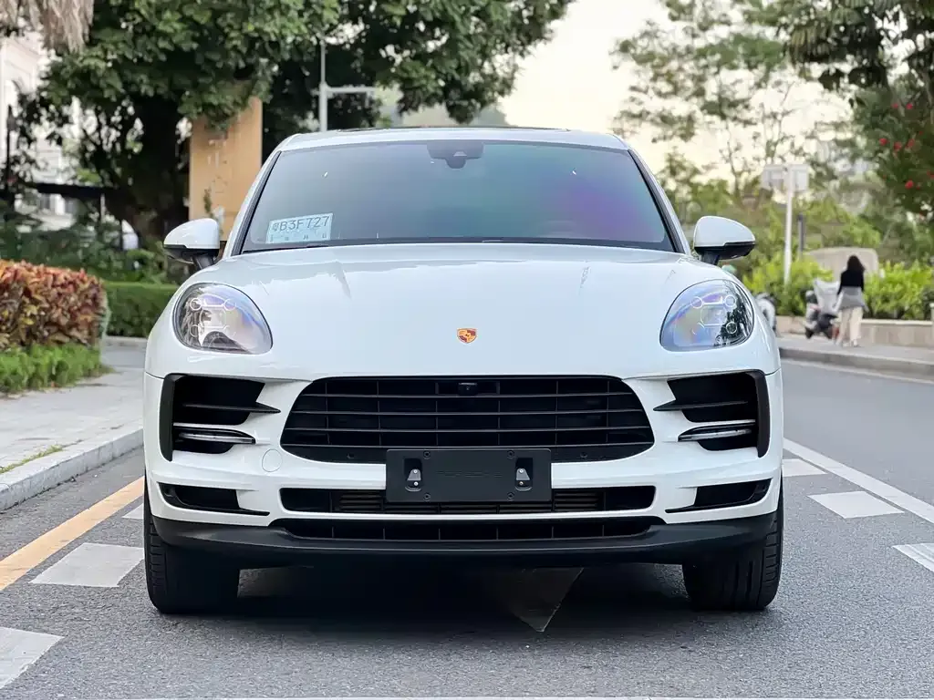 Porsche Macan — фото 10