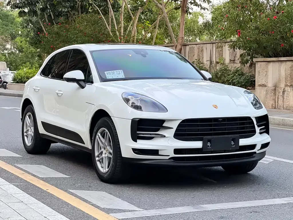 Porsche Macan — фото 8