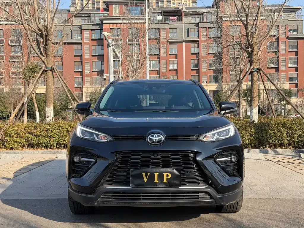 Toyota Wildlander — фото 1