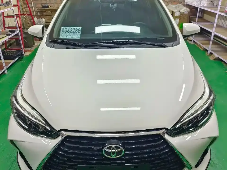 Toyota Yaris L — фото 9