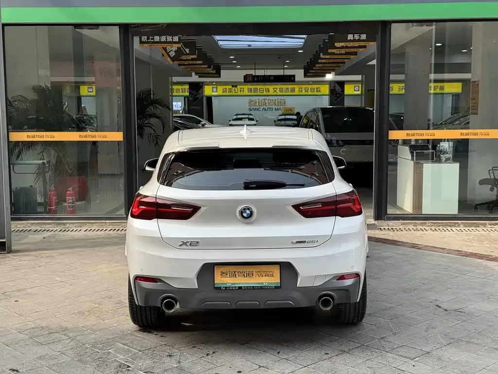 BMW X2 — фото 9