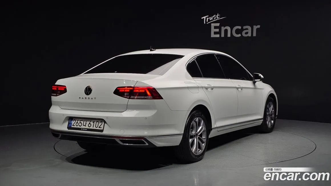 Volkswagen Passat — фото 2