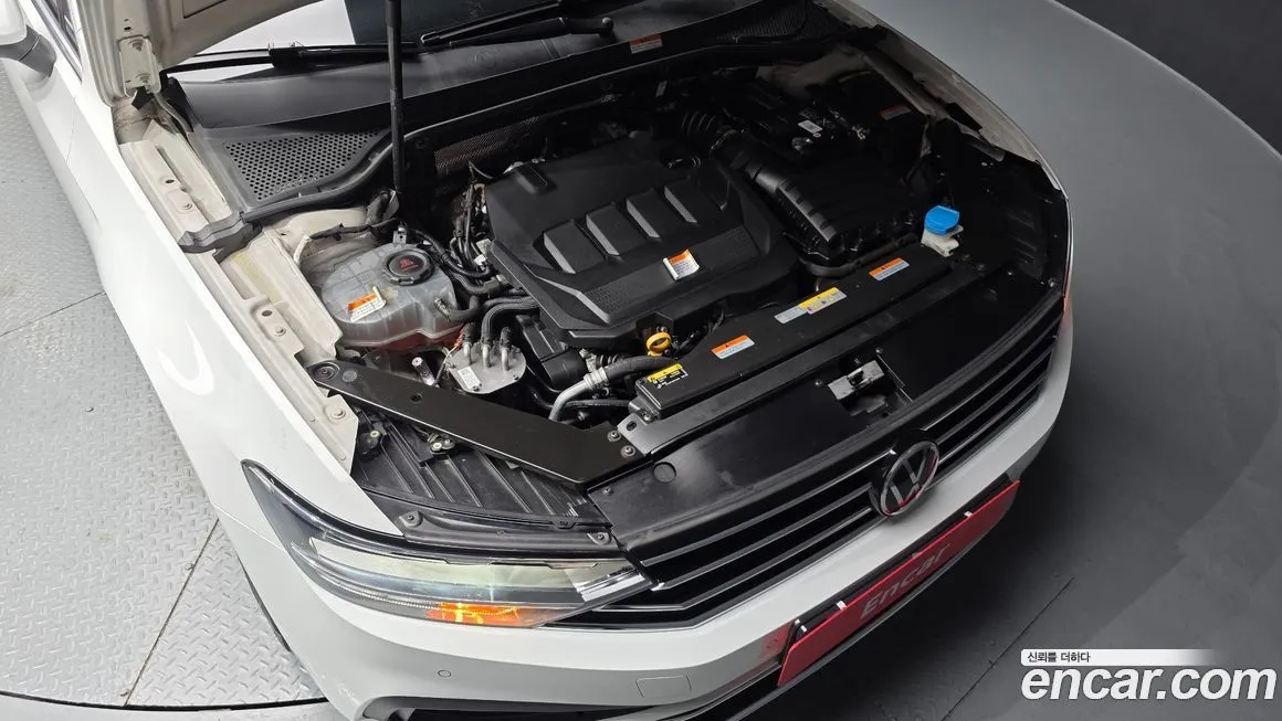 Volkswagen Passat — фото 7