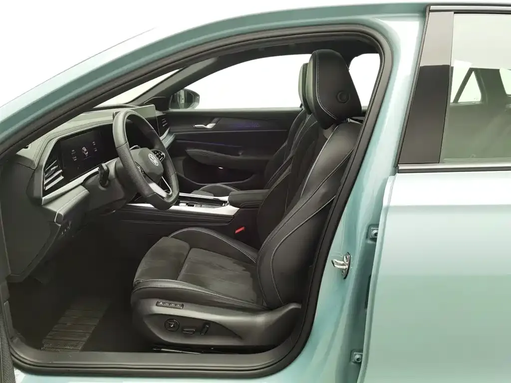 Volkswagen Passat — фото 10