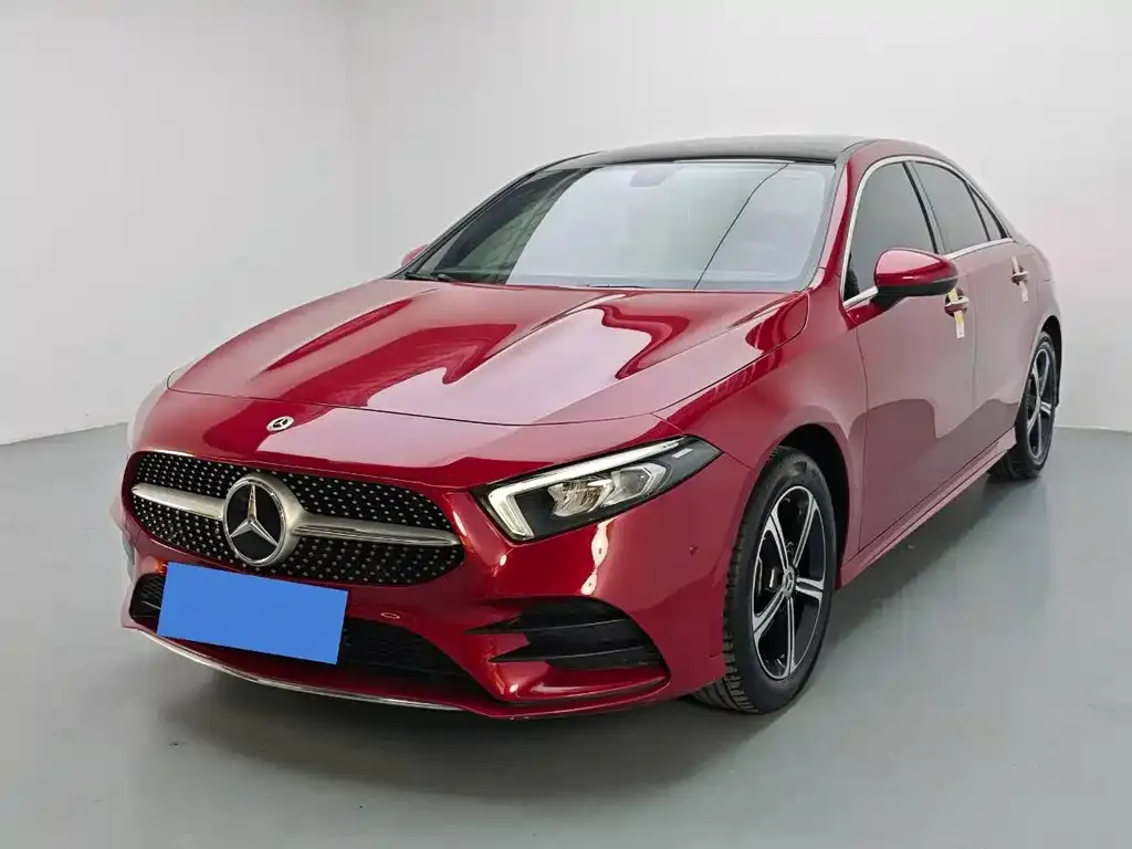 Mercedes-Benz A-Class — фото 1