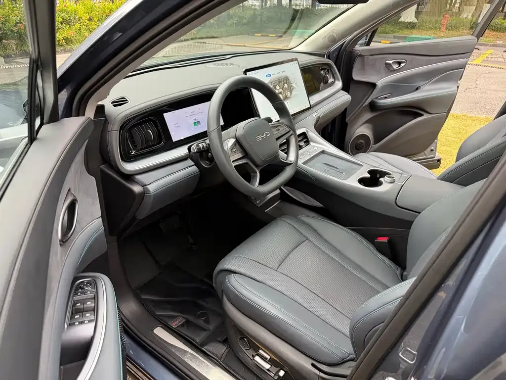 BYD Hiace 07 DM-i — фото 8