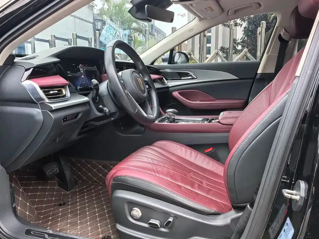 Hongqi H5 — фото 3