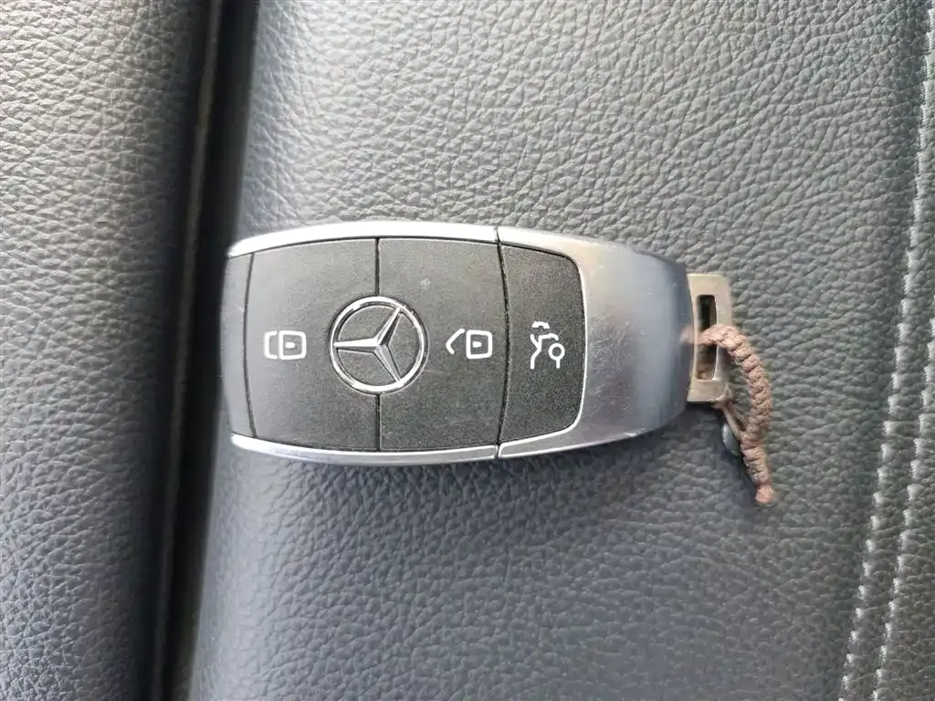 Mercedes-Benz GLA — фото 9