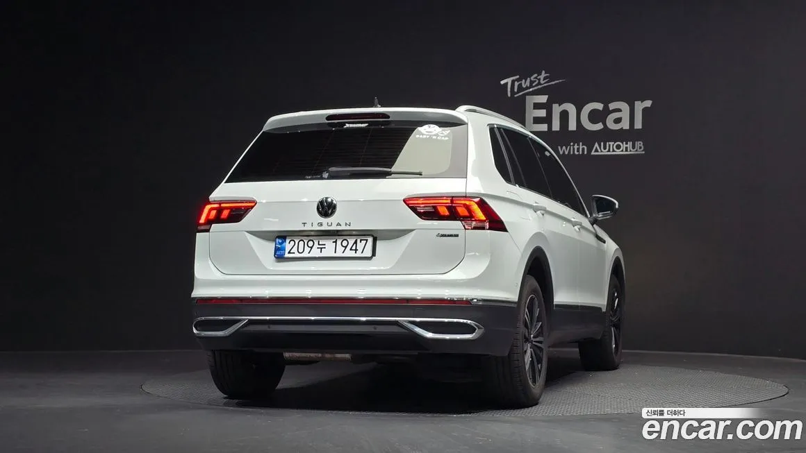 Volkswagen Tiguan — фото 5