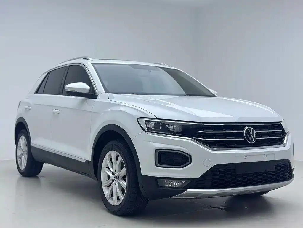 Volkswagen T-Roc — фото 7