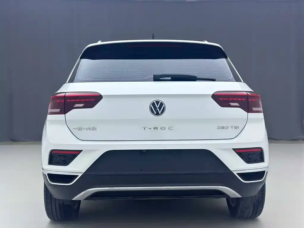 Volkswagen T-Roc — фото 5