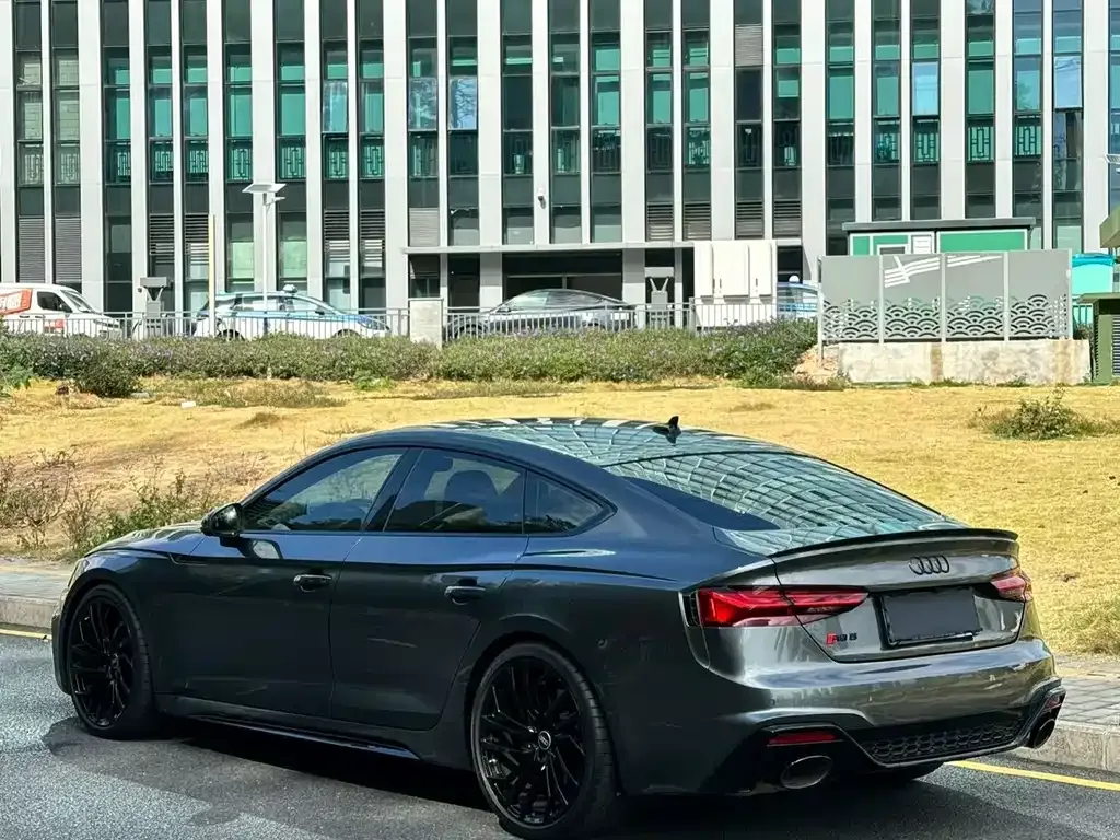 Audi RS 5 — фото 5