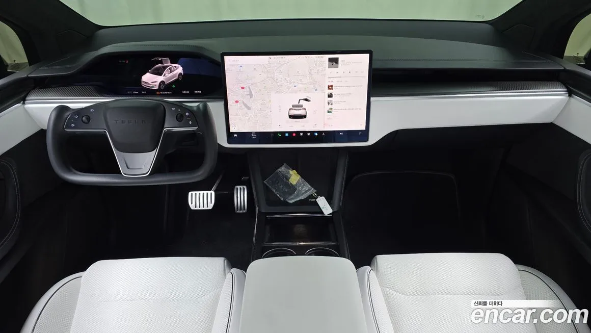 Tesla Model X — фото 2