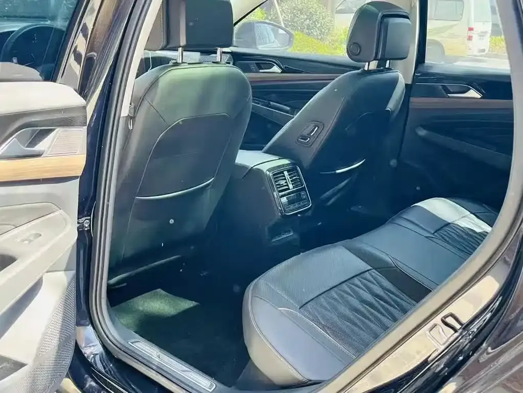 Volkswagen Passat — фото 3