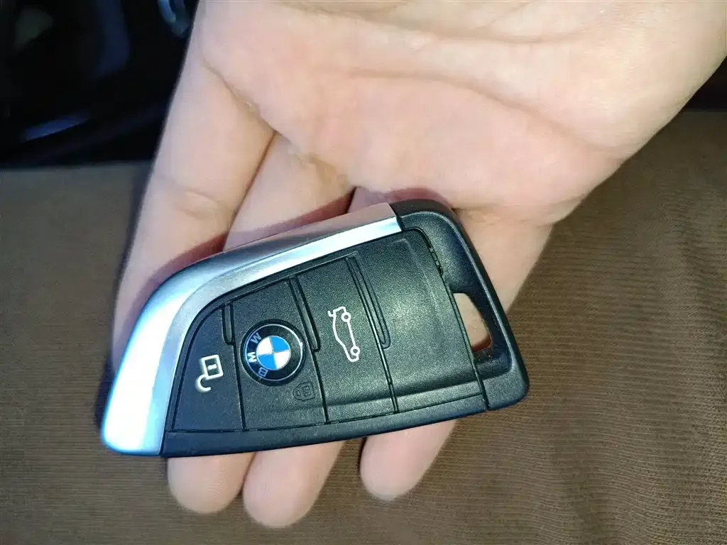 BMW X2 — фото 9