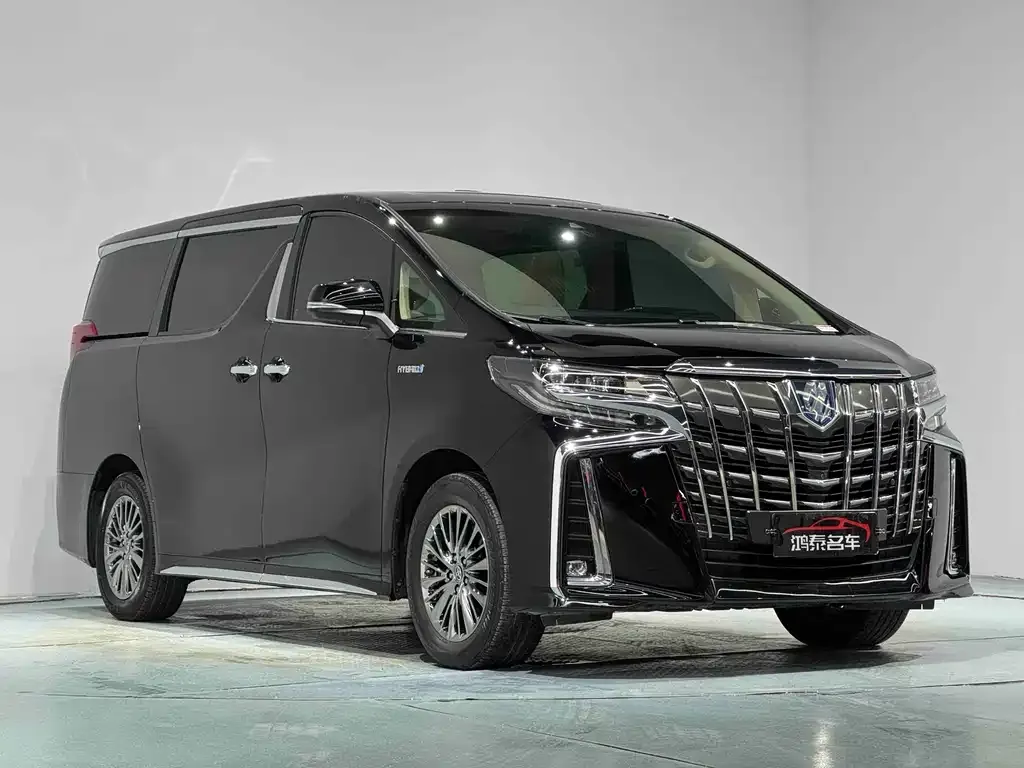 Toyota Alphard — фото 7