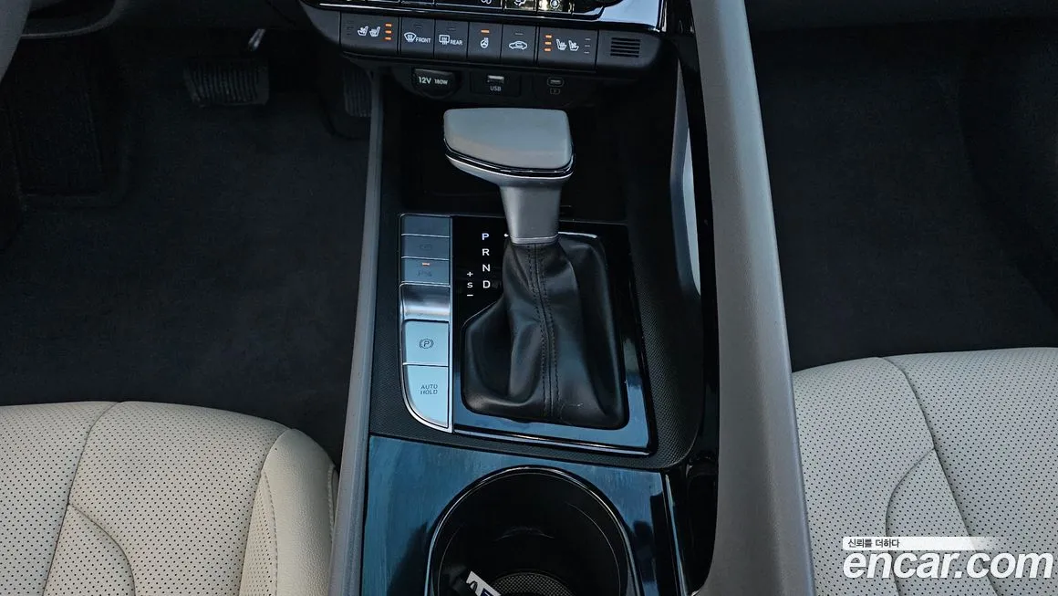 Hyundai AVANTE — фото 9