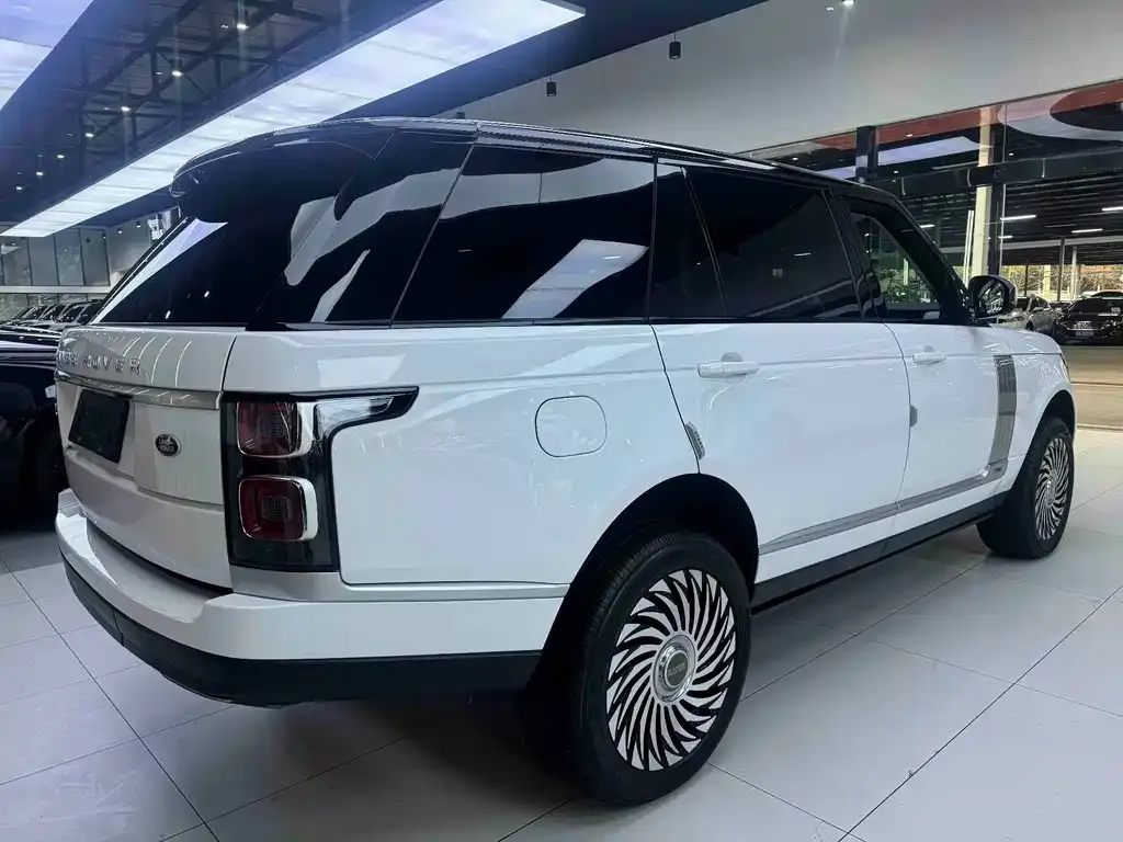 Land Rover Range Rover — фото 10