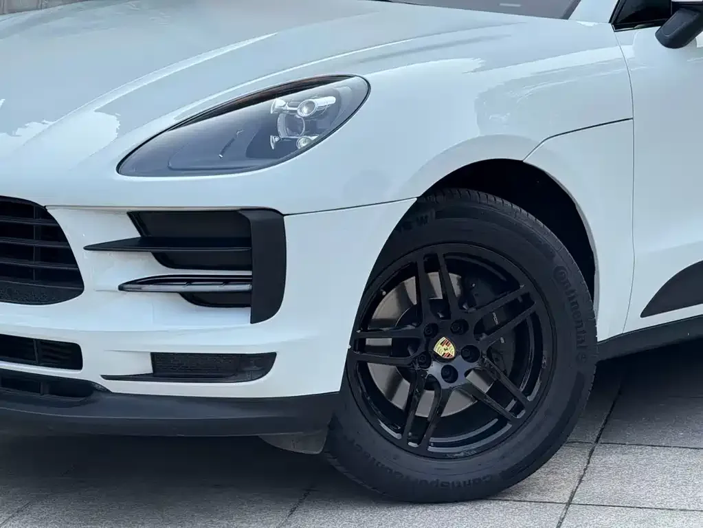 Porsche Macan — фото 7