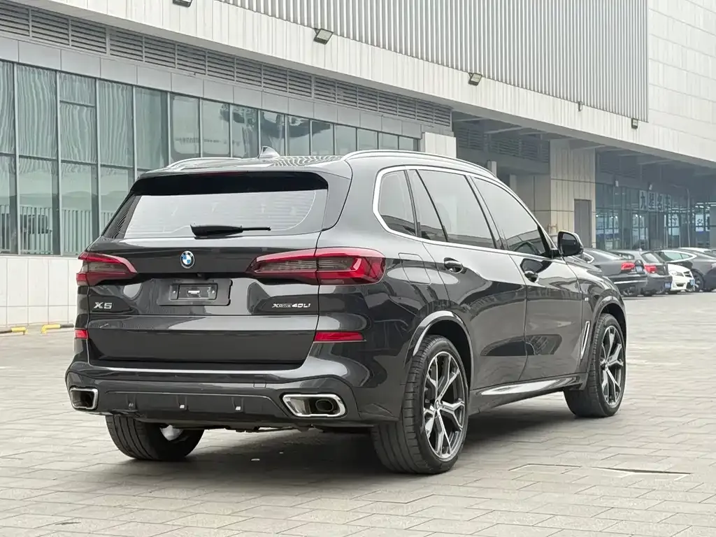 BMW X5 — фото 2