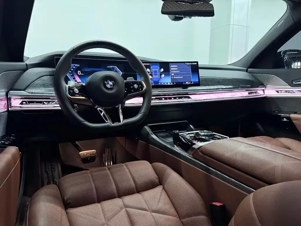 BMW 7 Series — фото 4