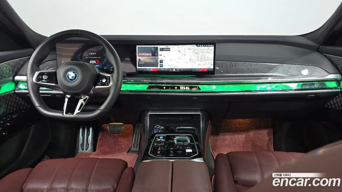 BMW i7 — фото 6