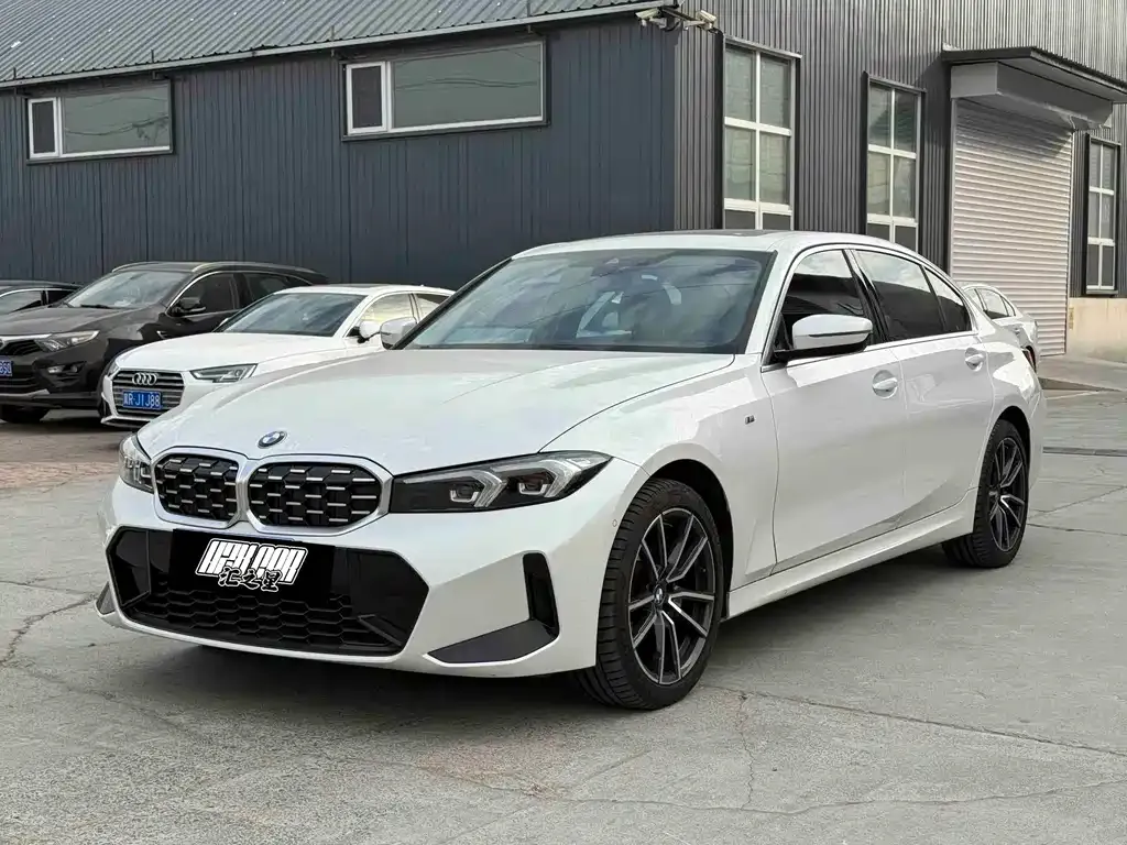BMW 3 Series — фото 1