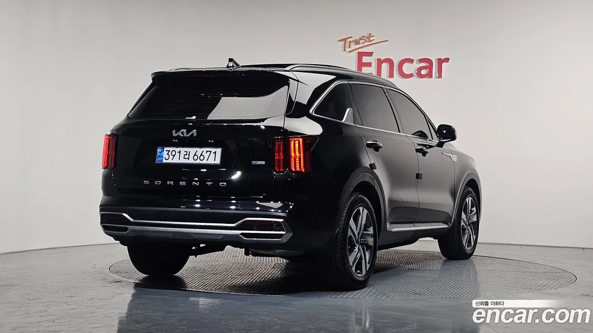 Kia Sorento — фото 6