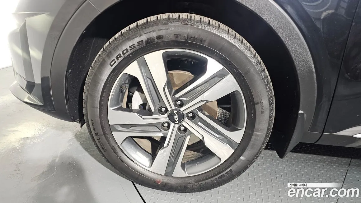 Kia Sorento — фото 9