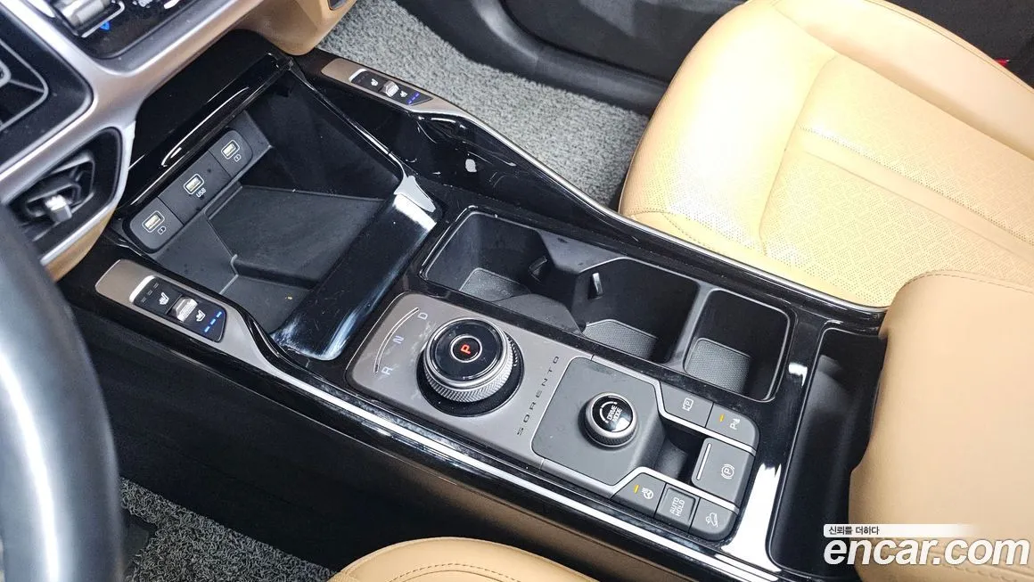 Kia Sorento — фото 10