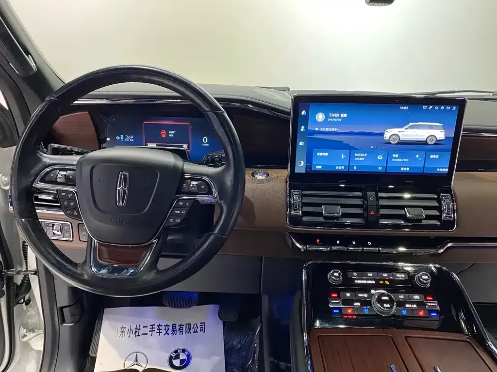 Lincoln Navigator — фото 9
