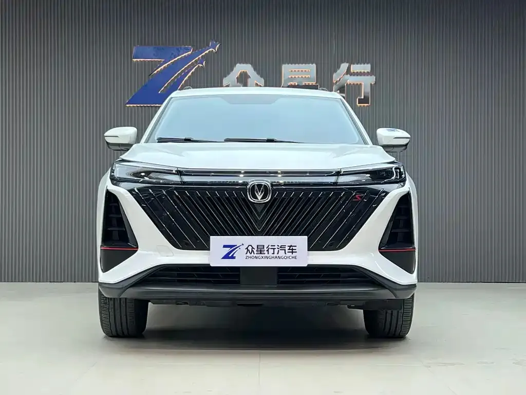 Changan CS75PLUS — фото 3