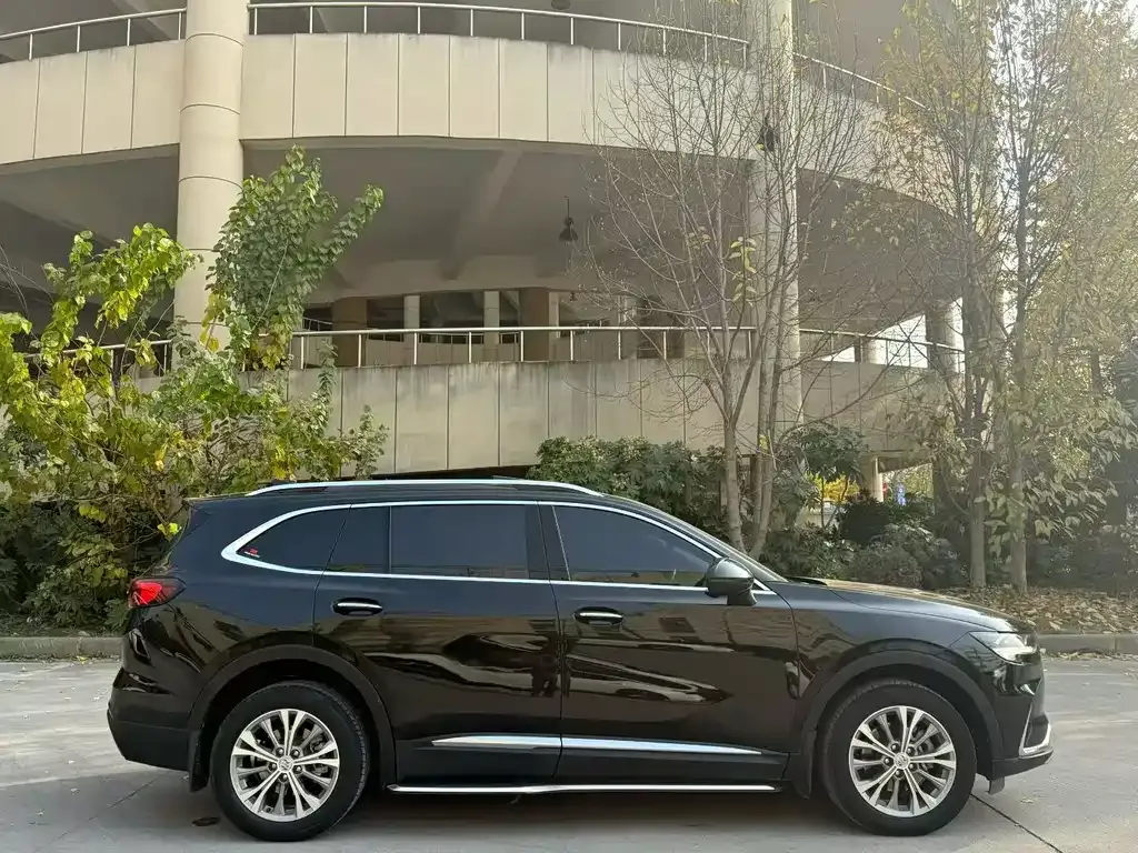 Buick Envision Plus — фото 7