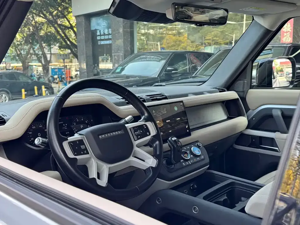 Land Rover Defender — фото 5