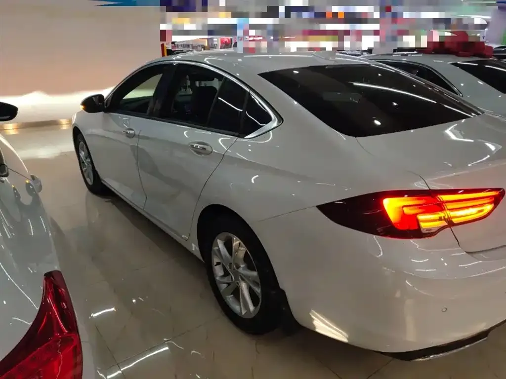 Buick Regal — фото 5