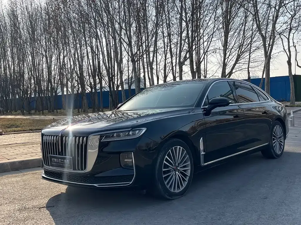 Hongqi H9 — фото 1