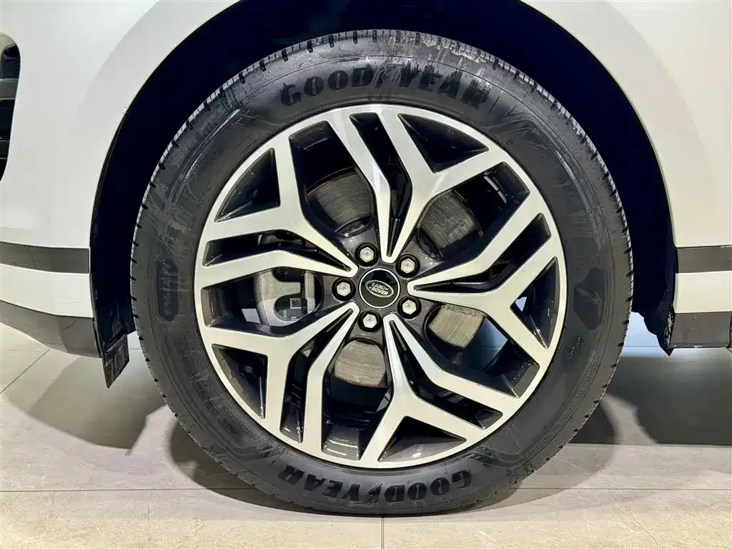 Land Rover Evoque — фото 10