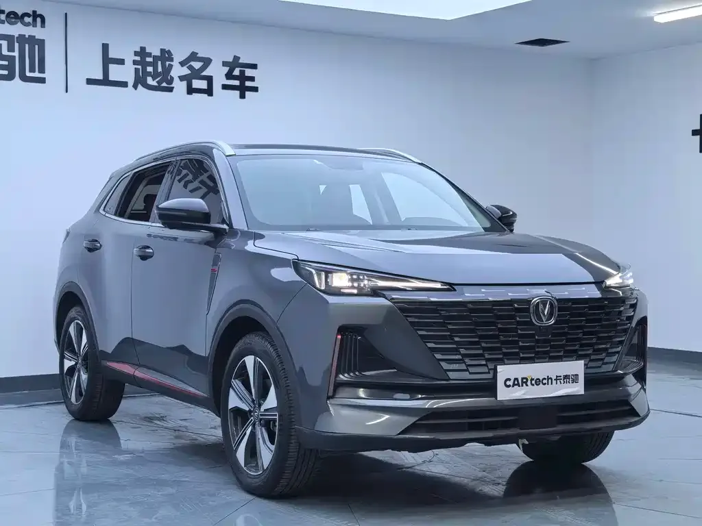 Changan CS55PLUS — фото 3