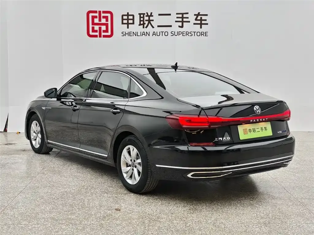 Volkswagen Passat New Energy — фото 3