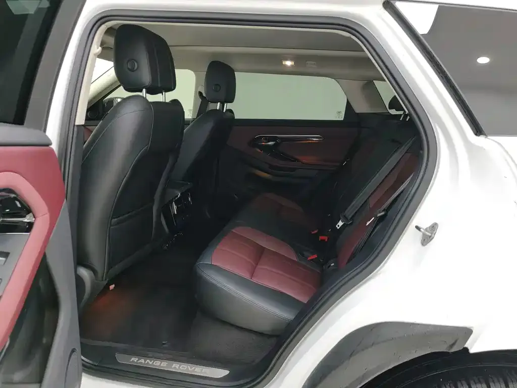 Land Rover Evoque — фото 6