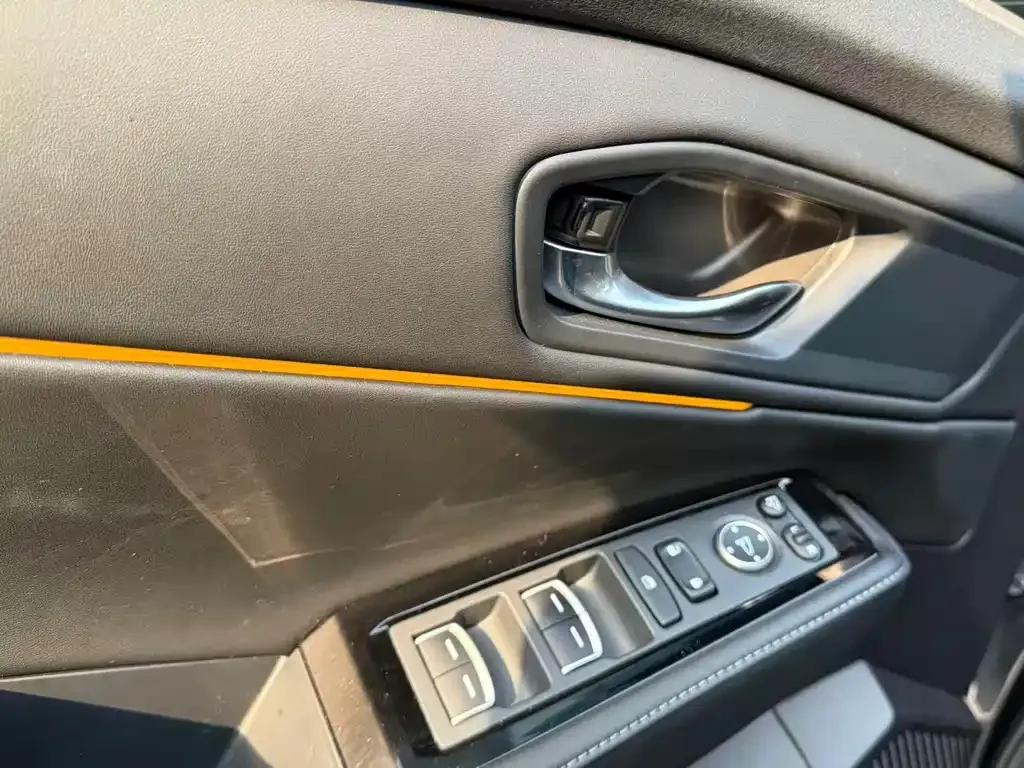 Honda Accord — фото 7
