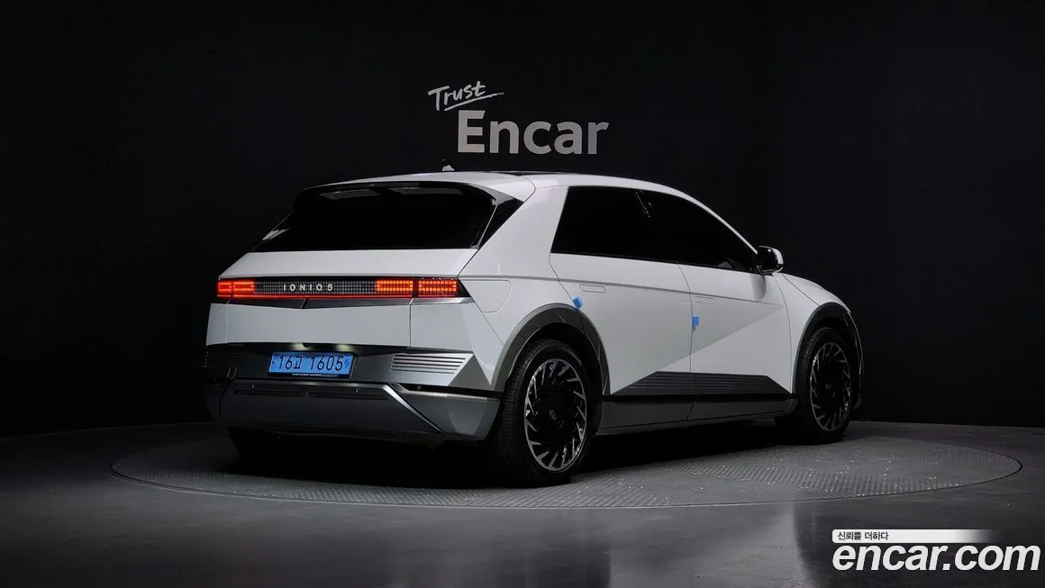 Hyundai Ioniq5 — фото 2