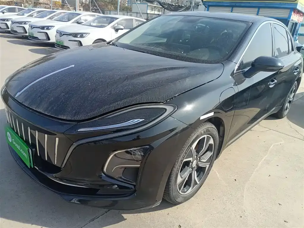 Hongqi E-QM5 — фото 8