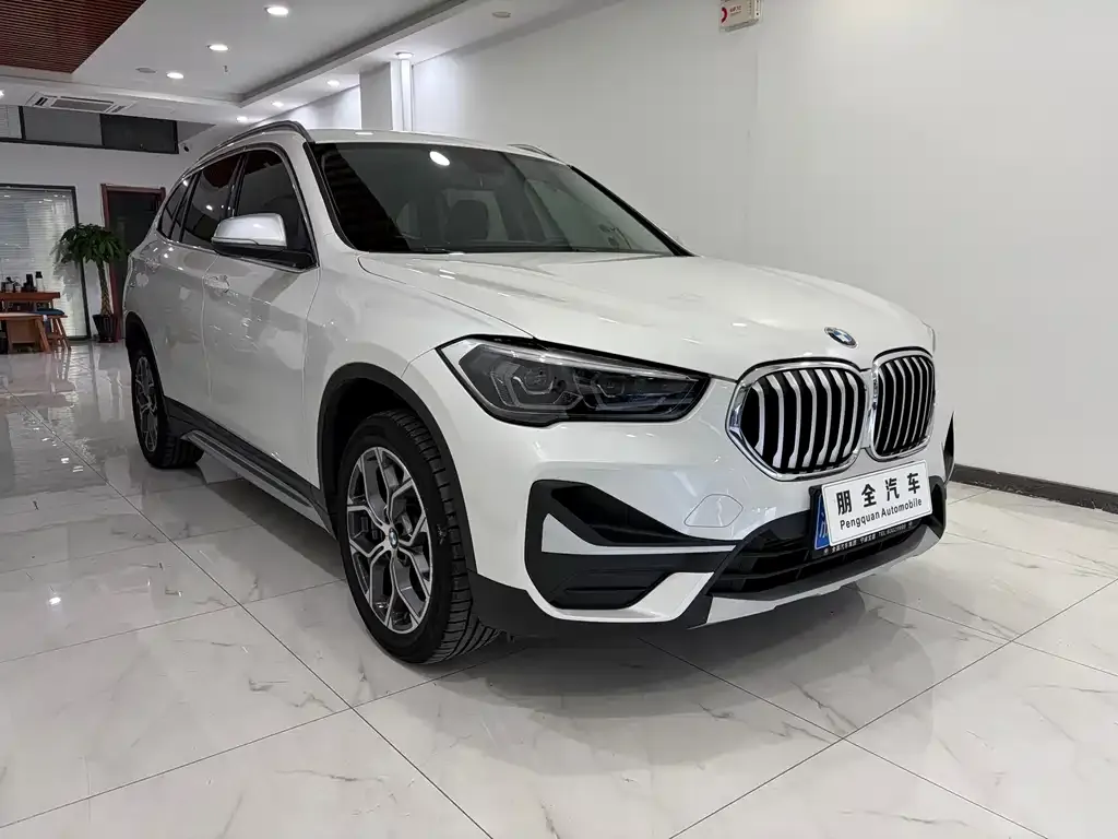 BMW X1 — фото 3